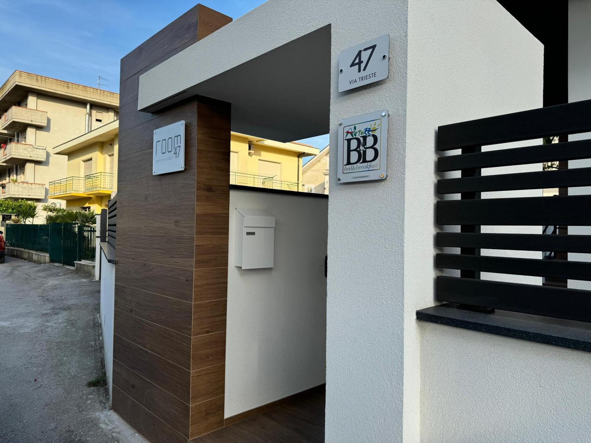 B&B Room47 Alba Adriatica Exterior photo
